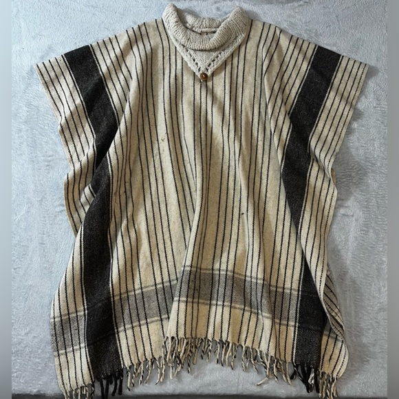 Vintage BLANKET WOVEN WOOL Poncho Sarape Long Unisex Beige Striped One Size - Picture 1 of 6